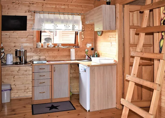 3 Bedroom Amazing In Semesterbostad *